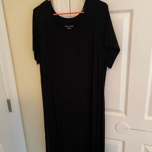 Ava and Viv Black Dress